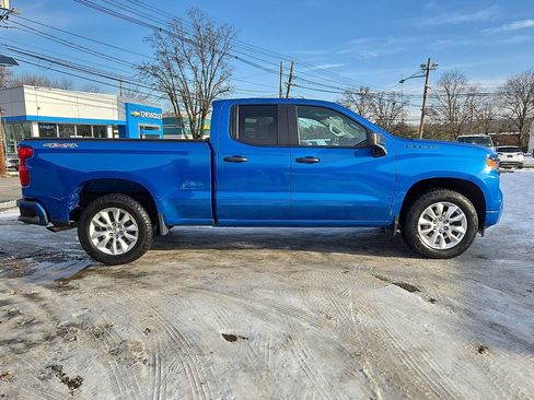 Used 2022 Chevrolet Silverado 1500 Custom image 9