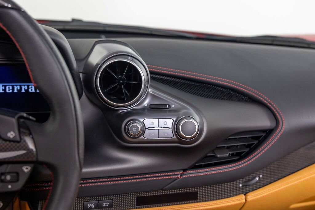 Used 2022 Ferrari F8 Tributo RWD image 47