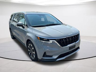 Certified 2024 Kia Carnival EX