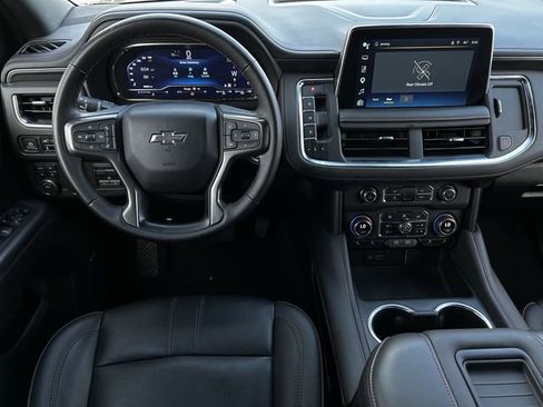 Used 2024 Chevrolet Suburban RST w/ Luxury Package AWD/4WD image 11