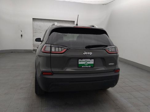 Used 2020 Jeep Cherokee Latitude Plus w/ Comfort/Convenience Group FWD image 6
