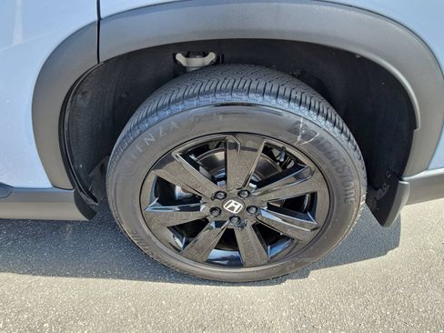 Used 2025 Honda Pilot Black Edition image 35