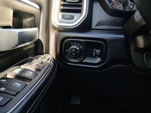 Used 2024 RAM 2500 Big Horn w/ Bed Utility Group AWD/4WD image 15