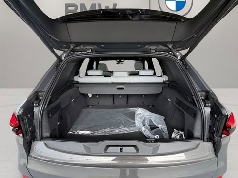 Used 2024 BMW X5 xDrive50e w/ Premium Package image 35