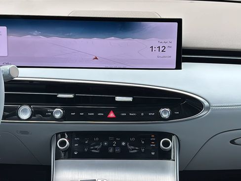 Certified 2026 Genesis GV70 2.5T Advanced AWD/4WD image 19
