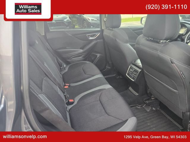 Used 2022 Subaru Forester Premium AWD/4WD image 18