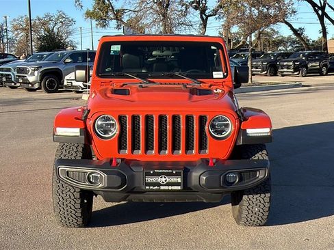 Used 2019 Jeep Wrangler Unlimited Rubicon w/ Cold Weather Group image 10