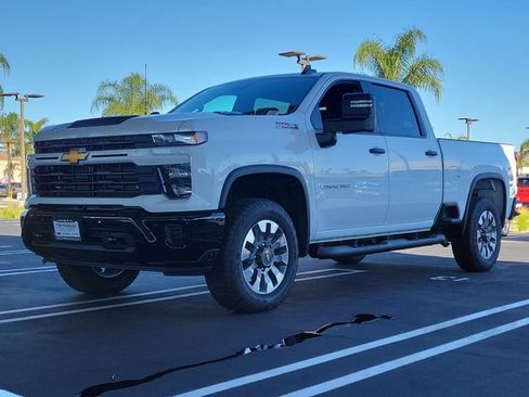 New 2026 Chevrolet Silverado 2500 Custom w/ Custom Value Package image 5