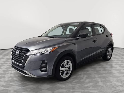 Certified 2023 Nissan Kicks S FWD image 4