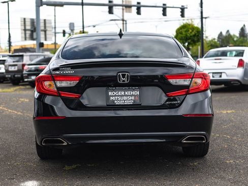 Used 2019 Honda Accord Sport image 8