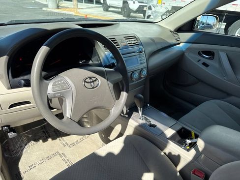 Used 2007 Toyota Camry LE FWD image 12