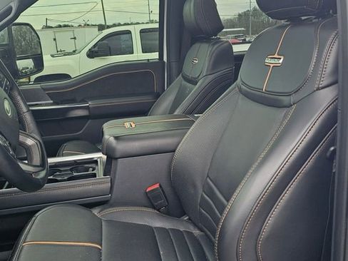 Used 2024 Ford F250 Platinum image 6