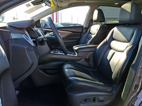 Used 2023 Nissan Murano SV image 14