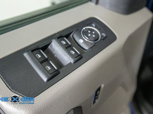 Used 2019 Ford F150 XLT AWD/4WD image 12