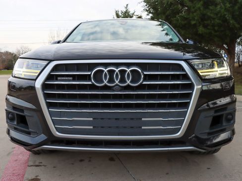 Used 2018 Audi Q7 3.0T Prestige w/ Prestige Package image 2