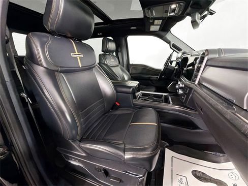 Used 2024 Ford F250 Platinum image 26
