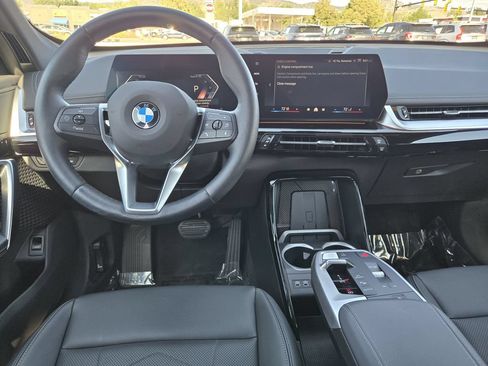 Used 2025 BMW X1 xDrive28i w/ Convenience Package AWD/4WD image 30