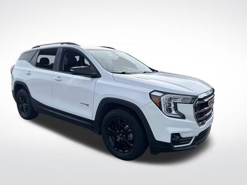 Used 2023 GMC Terrain AT4 image 11