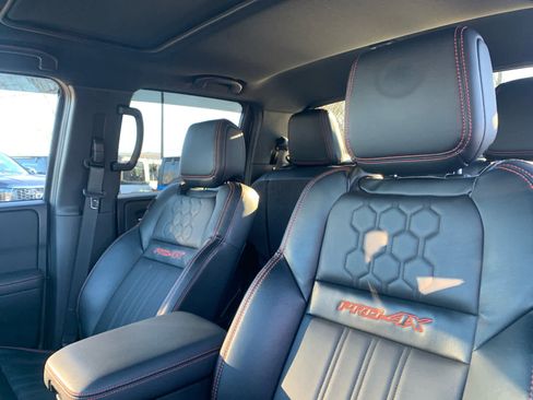 Used 2023 Nissan Frontier PRO-4X w/ Pro-4X Premium Package image 13