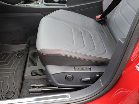 Certified 2025 Volkswagen Jetta GLI Autobahn image 58