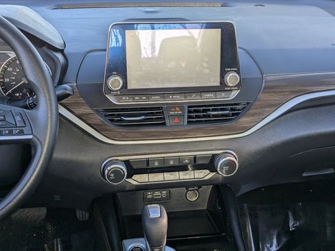 Certified 2023 Nissan Altima 2.5 SV image 18