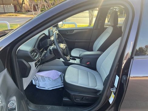 Used 2023 Ford Escape Active AWD/4WD image 6