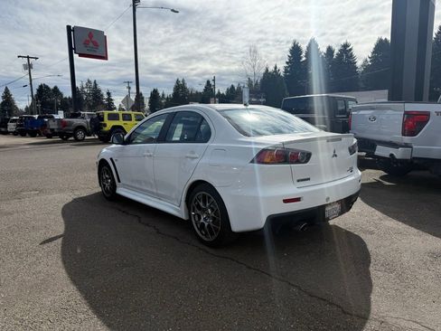 Used 2013 Mitsubishi Lancer Evolution MR image 4