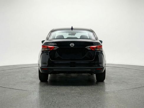 Used 2025 Nissan Versa SV FWD image 7