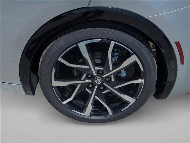 New 2027 Toyota Prius Plug-In Hybrid FWD image 9
