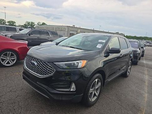 Used 2023 Ford Edge SEL w/ Convenience Package AWD/4WD image 7