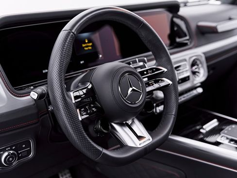 Used 2025 Mercedes-Benz G 63 AMG 4MATIC image 44