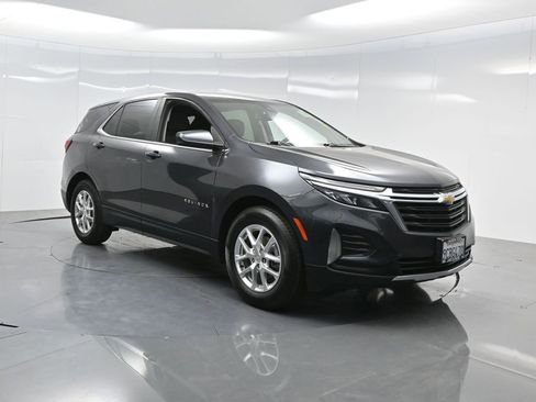 Used 2022 Chevrolet Equinox LT FWD image 18