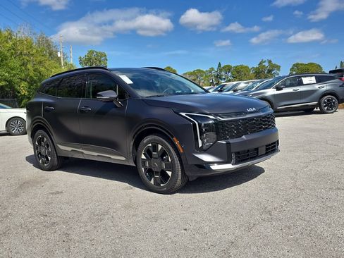 New 2026 Kia Sportage SX AWD/4WD image 2