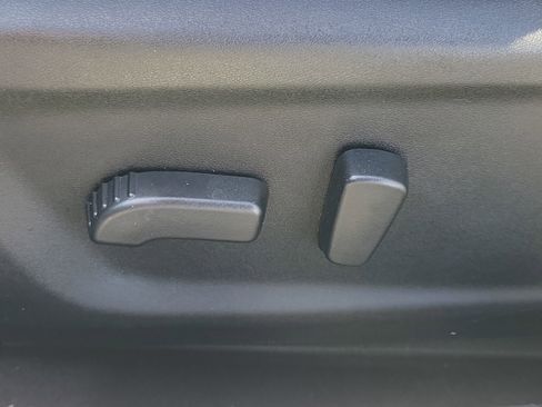 Used 2025 Nissan Altima 2.5 SV image 17