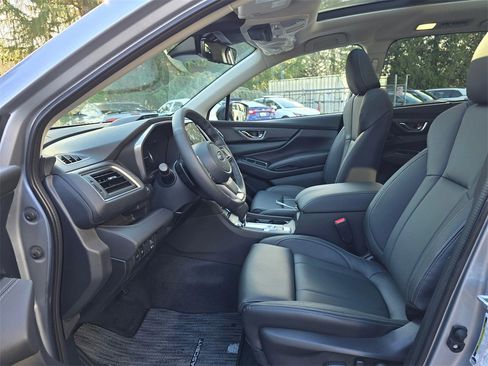 New 2026 Subaru Ascent Limited image 8