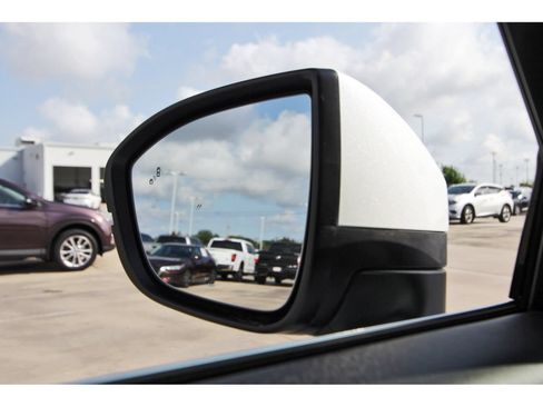 Certified 2025 Nissan Pathfinder SV FWD image 11
