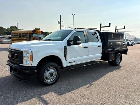 Used 2023 Ford F350 XL AWD/4WD image 7