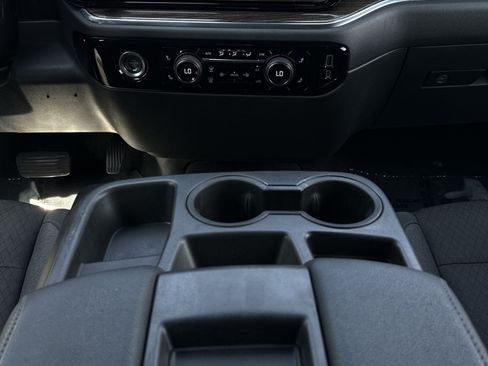 Used 2023 Chevrolet Silverado 1500 LT AWD/4WD image 21