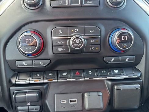 Used 2020 Chevrolet Silverado 1500 RST w/ All-Star Edition image 38