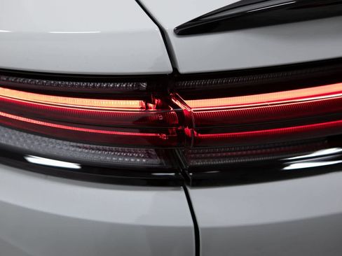 New 2026 Porsche Cayenne image 37