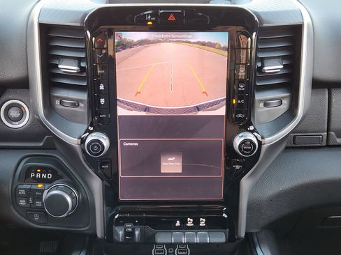 Used 2025 RAM 1500 Lone Star image 28