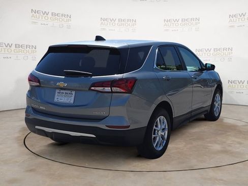 Used 2024 Chevrolet Equinox LT AWD/4WD image 5