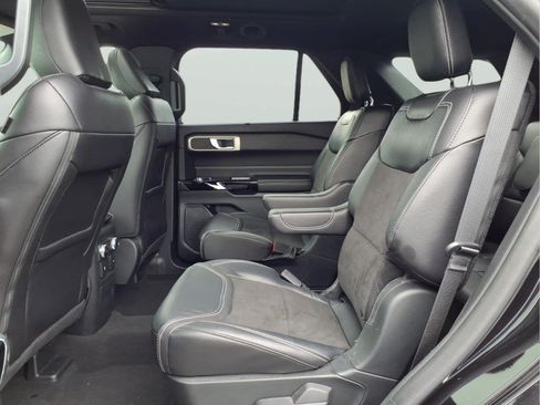 Used 2023 Ford Explorer ST AWD/4WD image 8