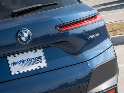 Certified 2025 BMW iX xDrive50 image 8