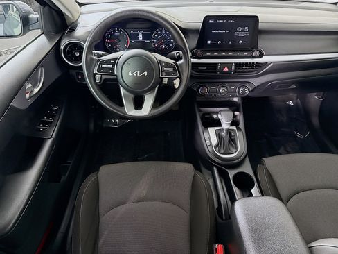 Used 2024 Kia Forte LX image 17