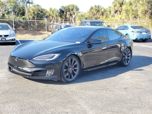 Used 2020 Tesla Model S Performance image 8