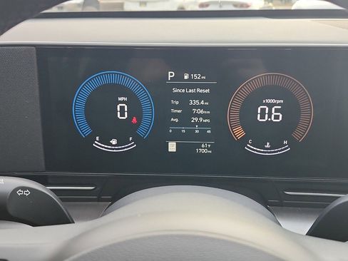 Used 2025 Hyundai Kona SEL image 16