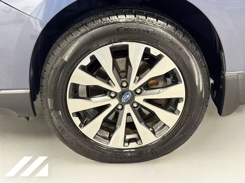 Used 2015 Subaru Outback 2.5i Limited AWD/4WD image 35