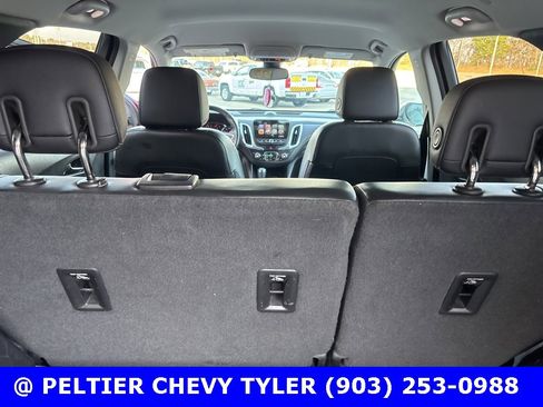 Used 2018 Chevrolet Equinox Premier image 24