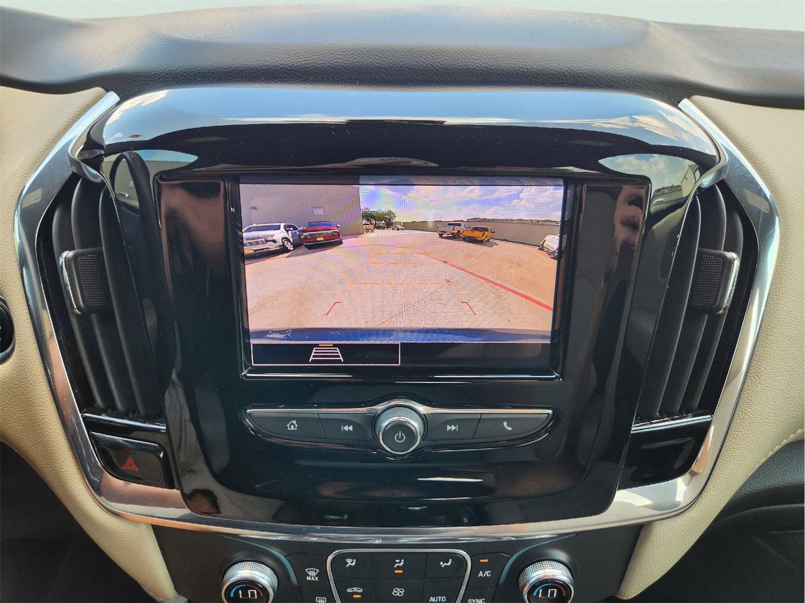 Used 2023 Chevrolet Traverse LS w/ Safety Package FWD image 17